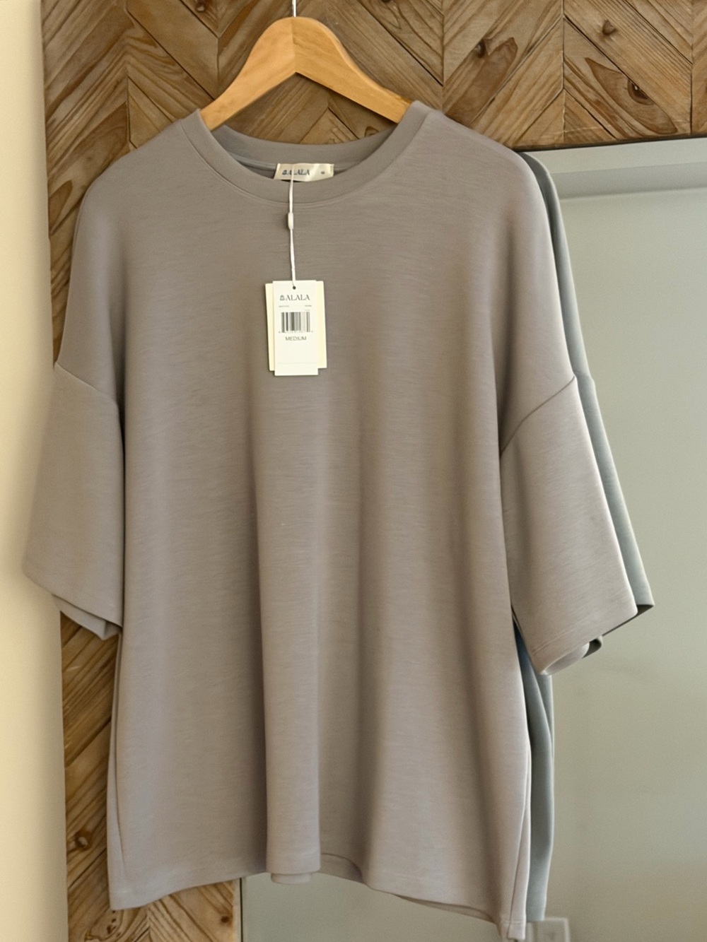 ALALA Stone Oversized Boxy Tee Luxury Athleisure Size M NWT